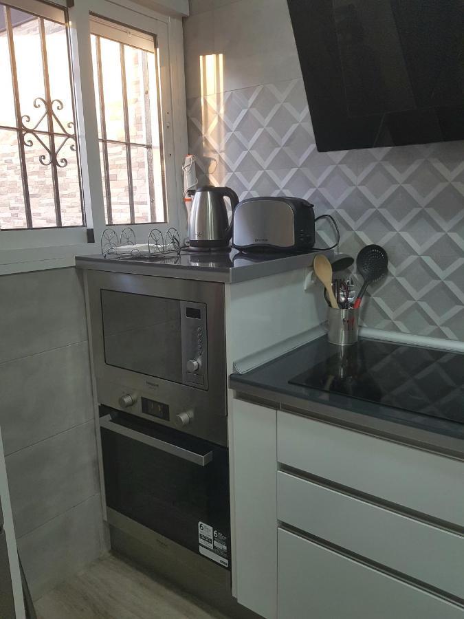 Precioso Atico Con Terraza En Plaza De Andalucia Apartment *